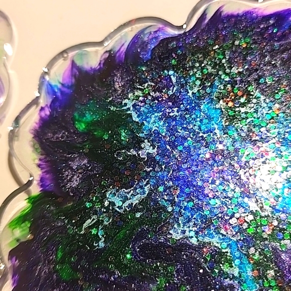 4 Peacock Resin Coasters. Beautiful and handmade with love ❤️ Reversible,too! - Picture 15 of 15